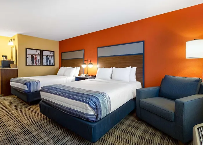 Americinn By Wyndham Clinton Hotel Fulton