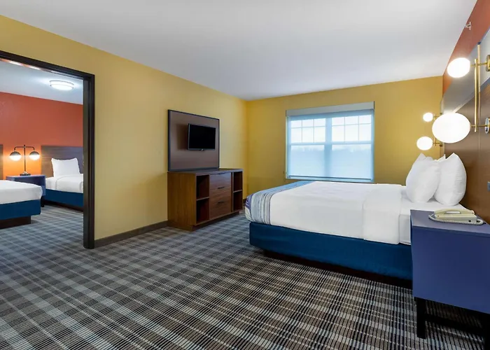 Americinn By Wyndham Clinton 3*